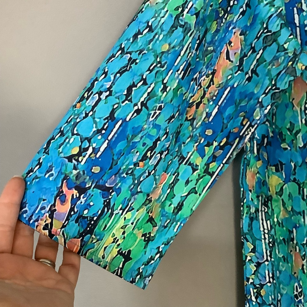 Blue Multicolor Design Top - Picture 5 of 7